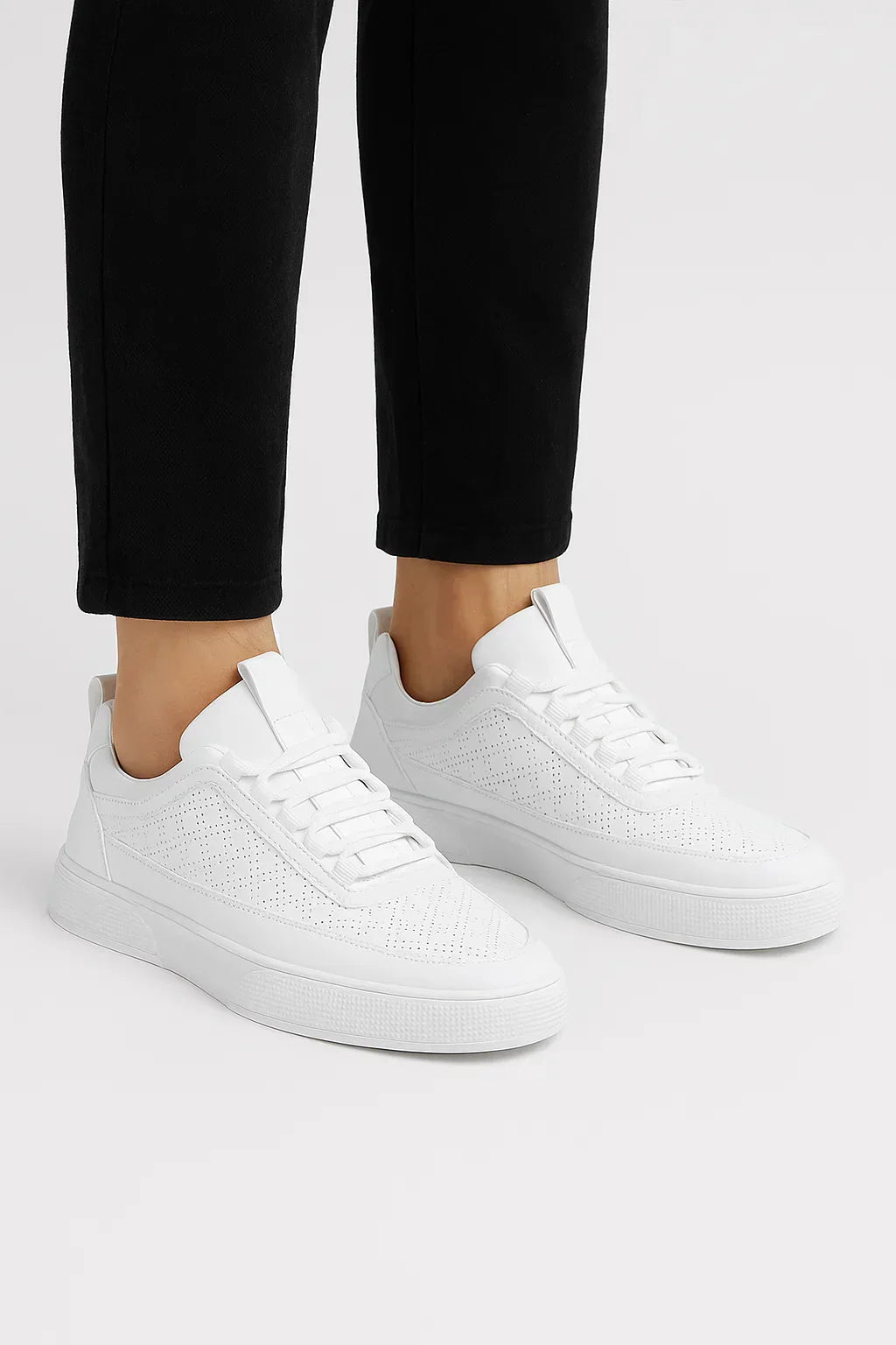 Men's Sneakers Leather Casual Breathable Perforated Design