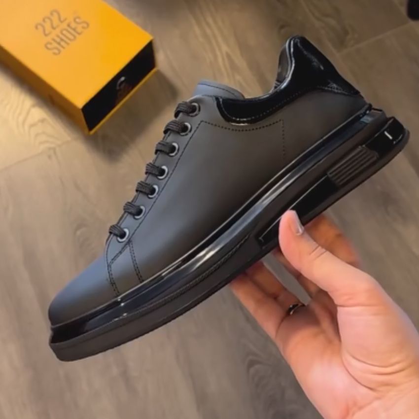 Men's Chic Sneakers