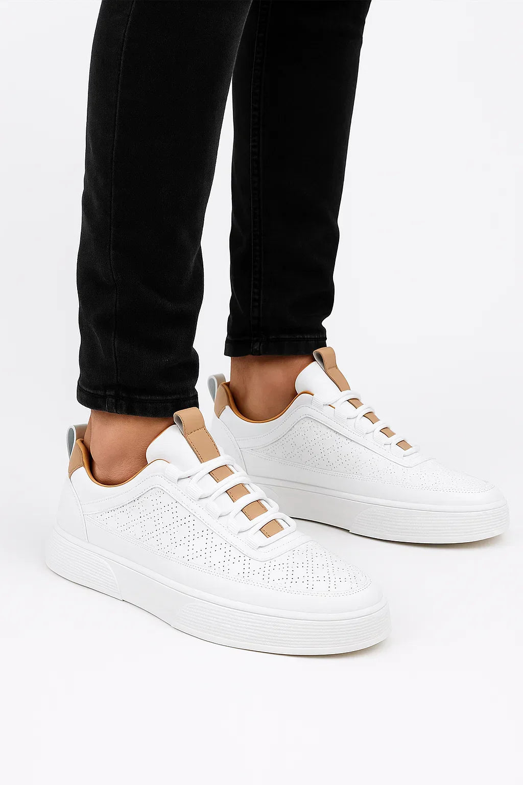 Men's Sneakers Leather Casual Breathable Perforated Design